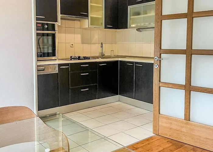 Lara - Spacious And Comfortable 2-bed, 2-bath شقة *