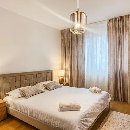 Lara - Spacious And Comfortable 2-bed, 2-bath سبليت