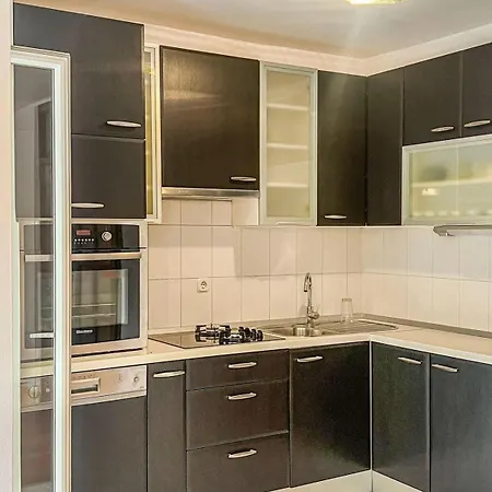 Lara - Spacious And Comfortable 2-bed, 2-bath سبليت